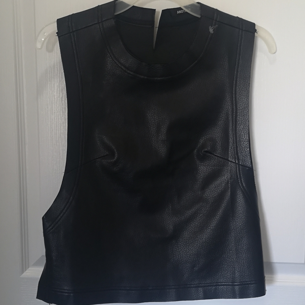 Leather crop Owens style